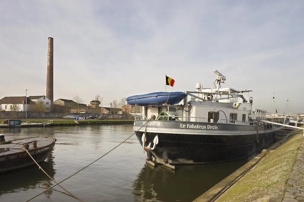 B&B Droomboot Oudenburg 4*,